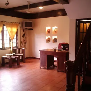 Guest house Raintree **